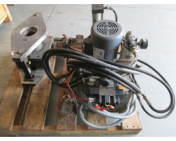 Sleeve Clamping Fixture