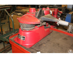 Sunnen CRG-750 Rod and Cap Grinder w/ main cap attachment Red